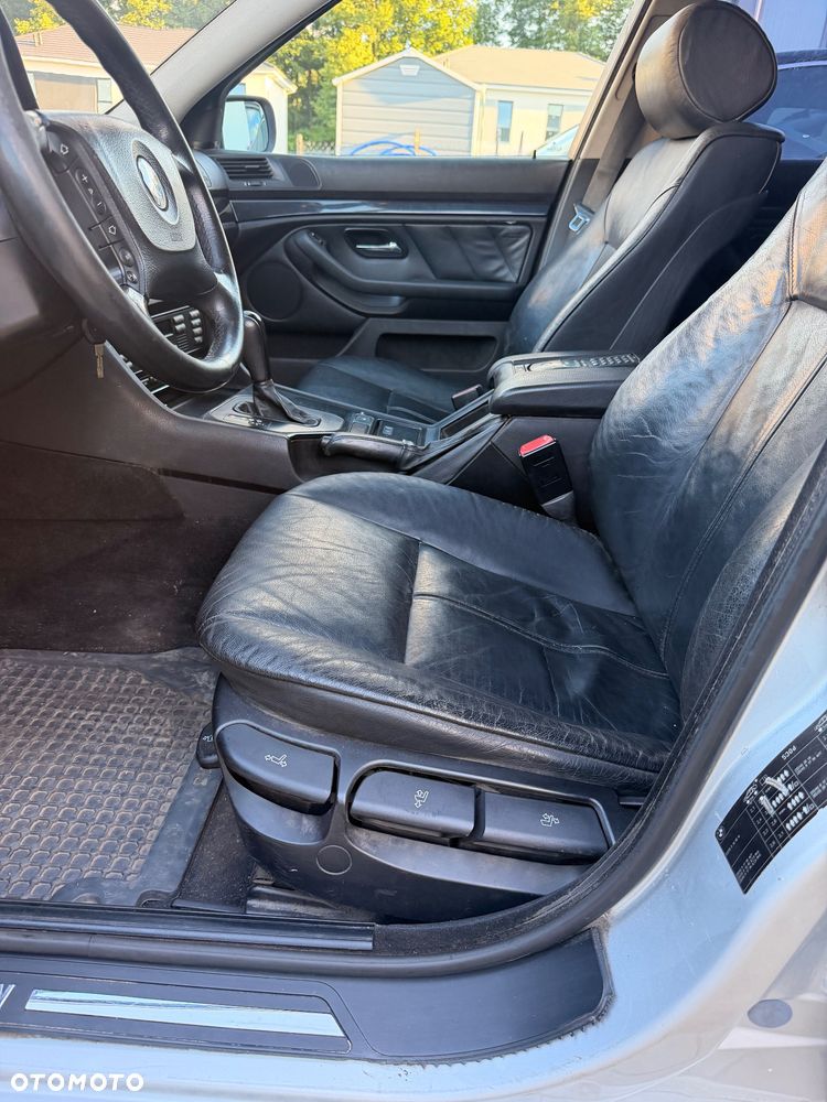 BMW Seria 5 - 26