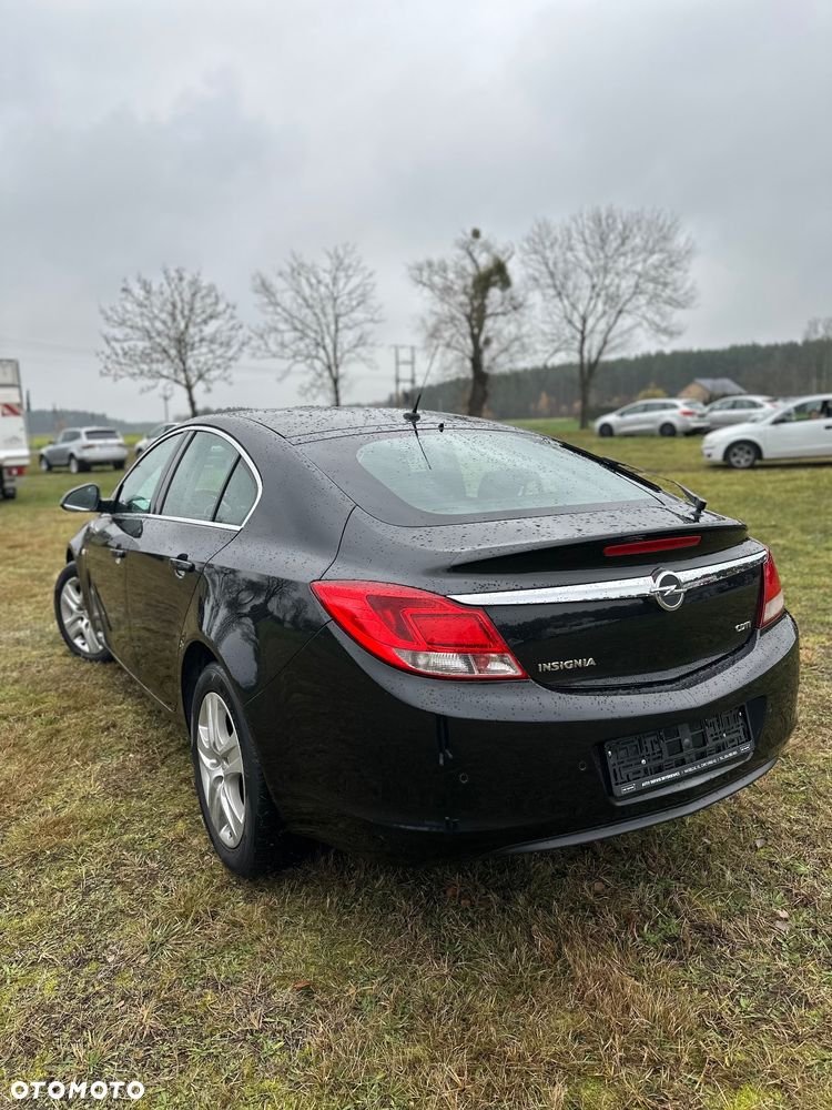 Opel Insignia 2.0 CDTI - 10