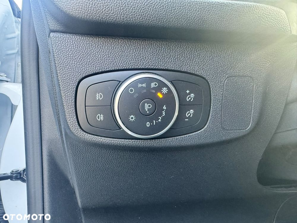 Ford Focus - 13