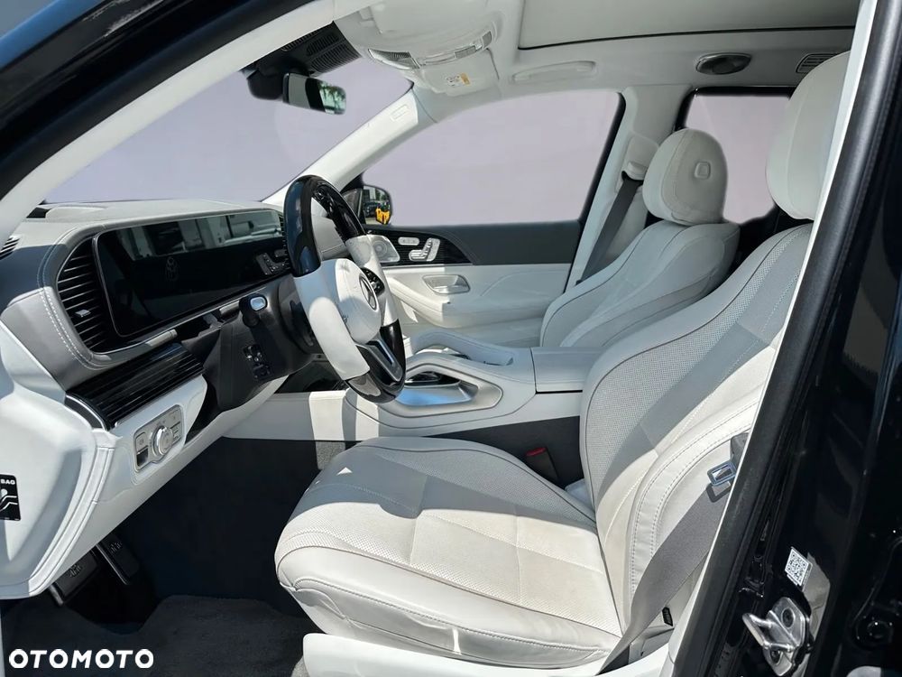 Mercedes-Benz GLS - 9
