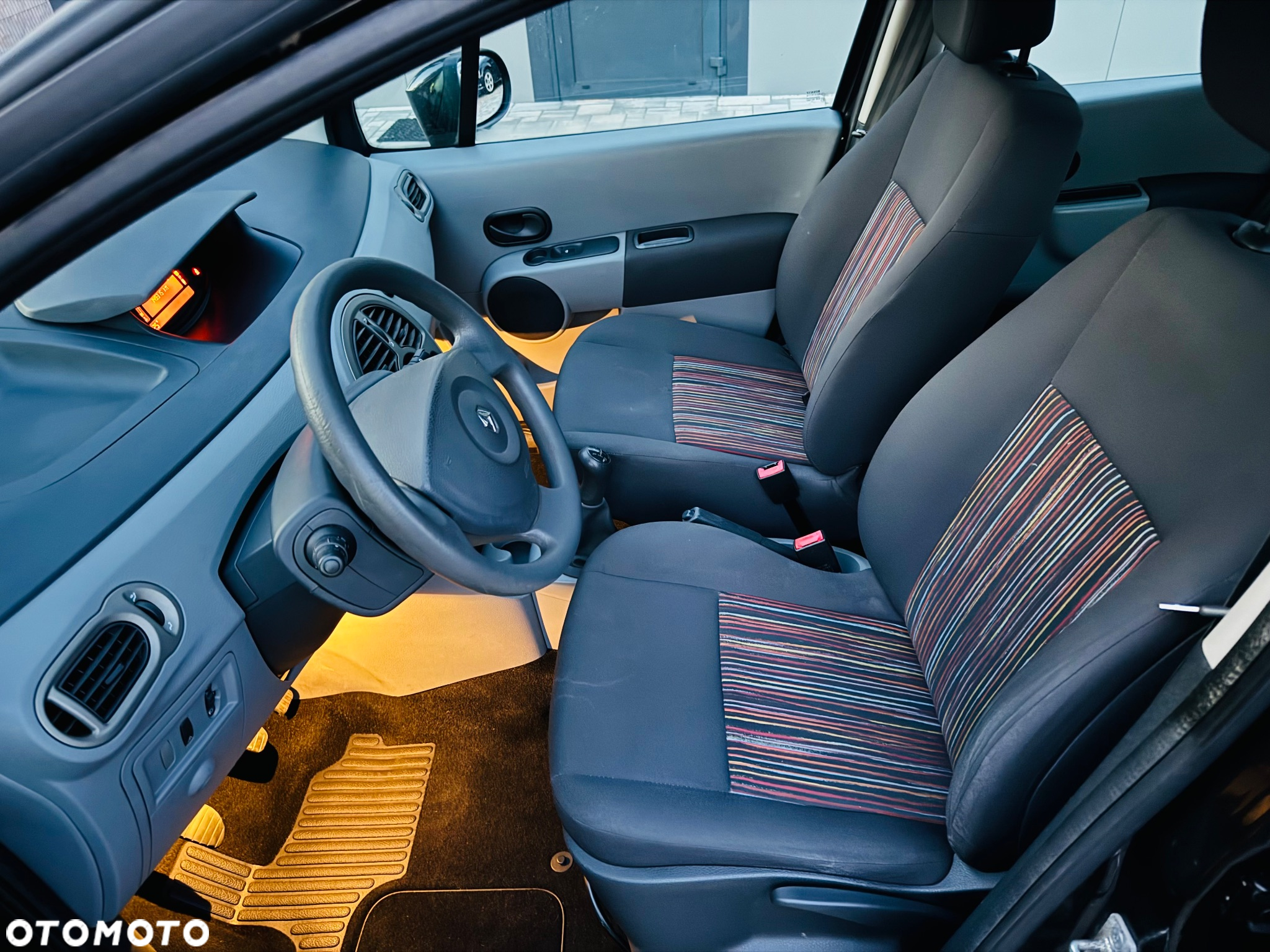 Renault Modus 1.2 16V Cite - 15