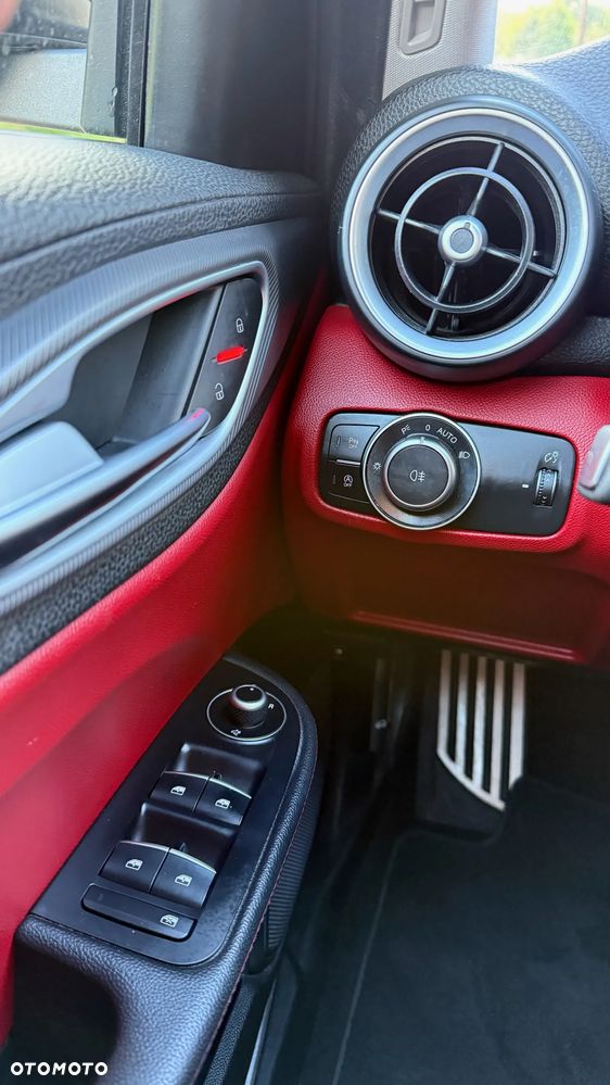 Alfa Romeo Giulia 2.0 Turbo Veloce Q4 - 20