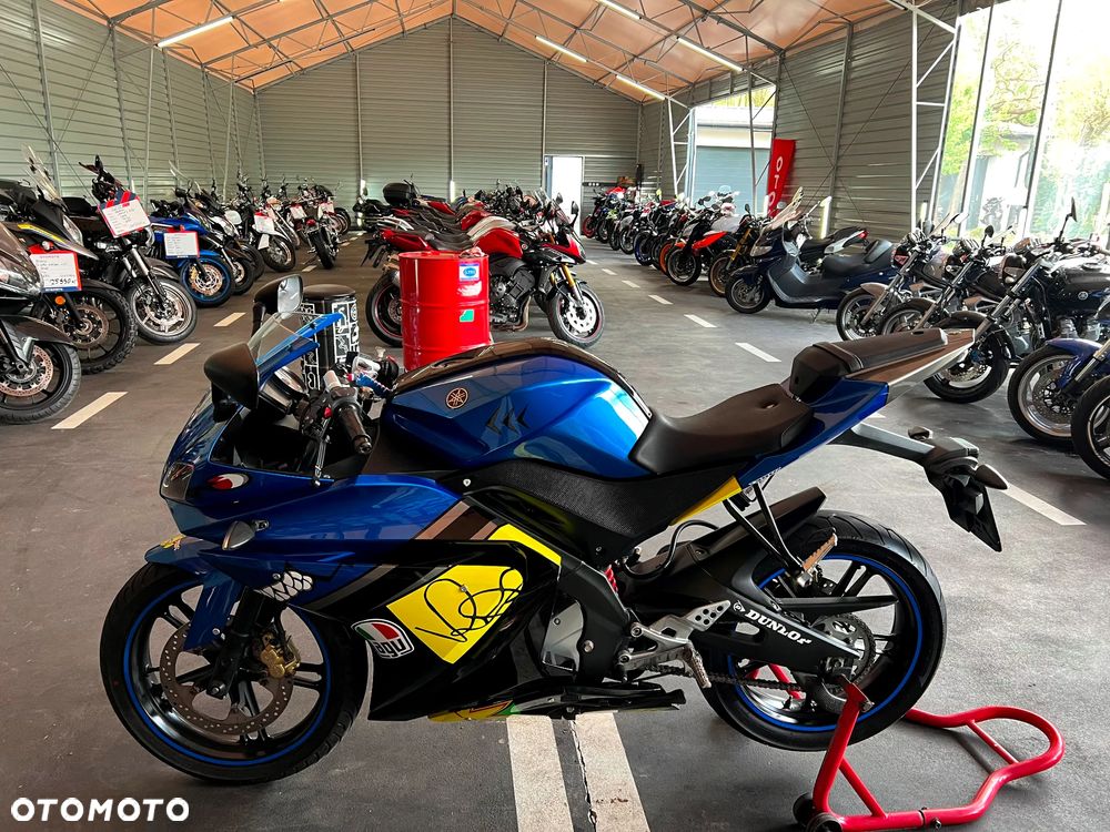 Yamaha YZF - 12