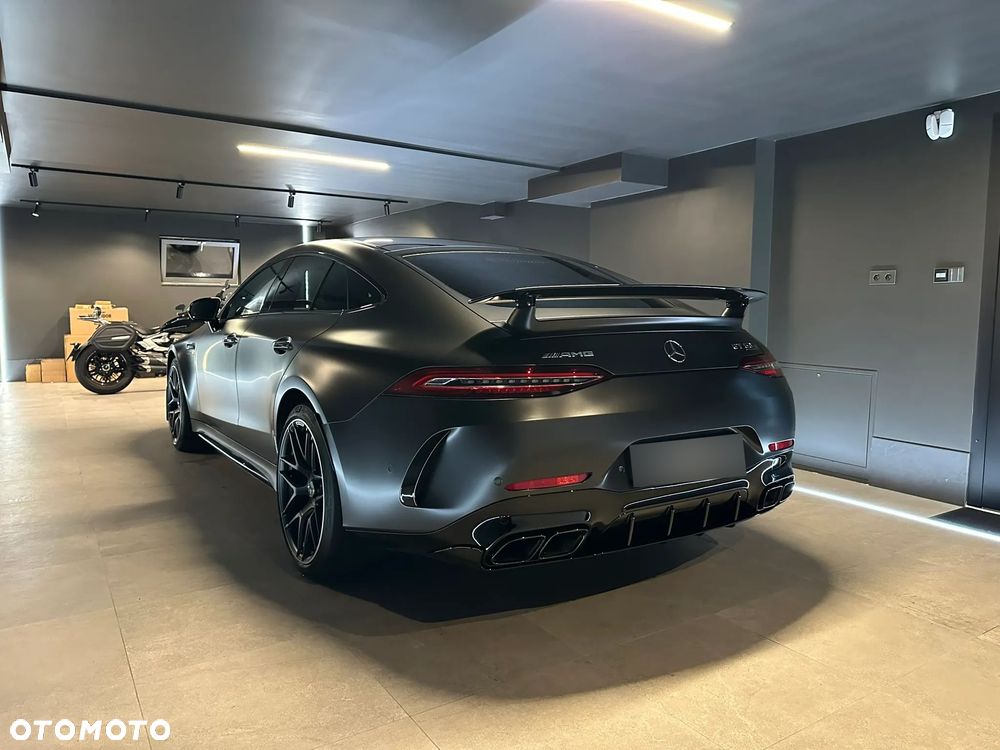 Mercedes-Benz AMG GT - 7