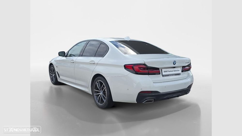 BMW 530 e Pack M - 3
