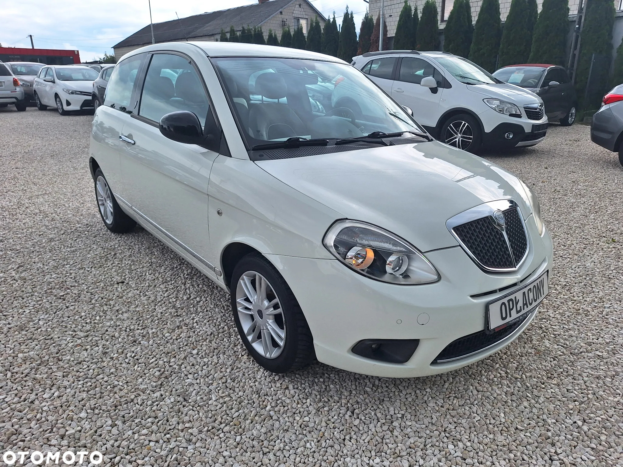 Lancia Ypsilon 1.2 8V Argento (4 os.) - 3