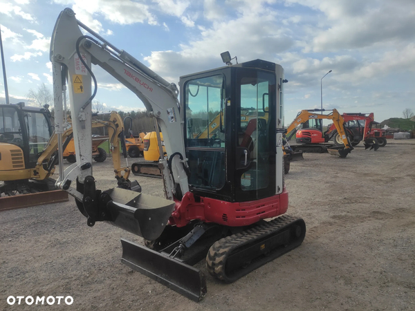 Takeuchi TB 23R Kubota  JCB