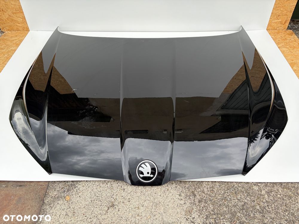 Skoda Superb IV 4 maska pokrywa silnika oryginalna - 9