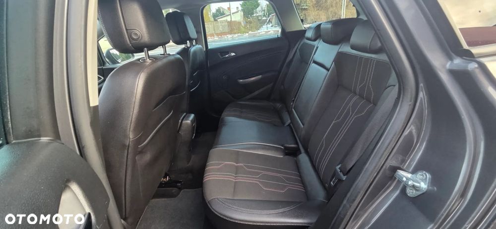 Opel Astra 1.4 Turbo Edition - 31