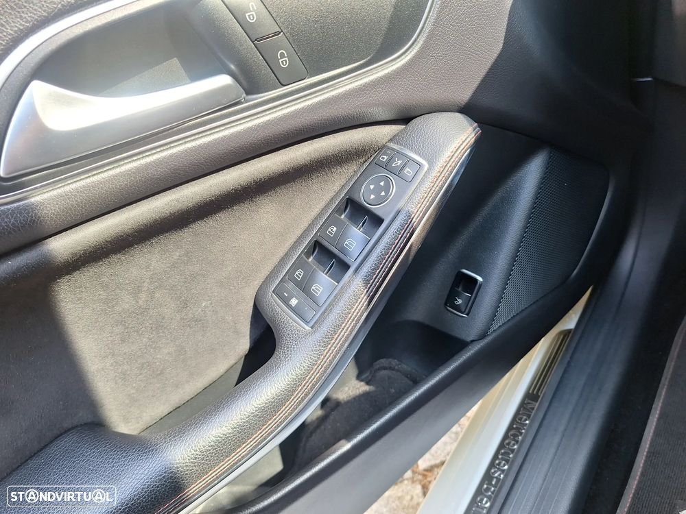 Mercedes-Benz CLA 220 CDI 7G-DCT AMG Line - 8