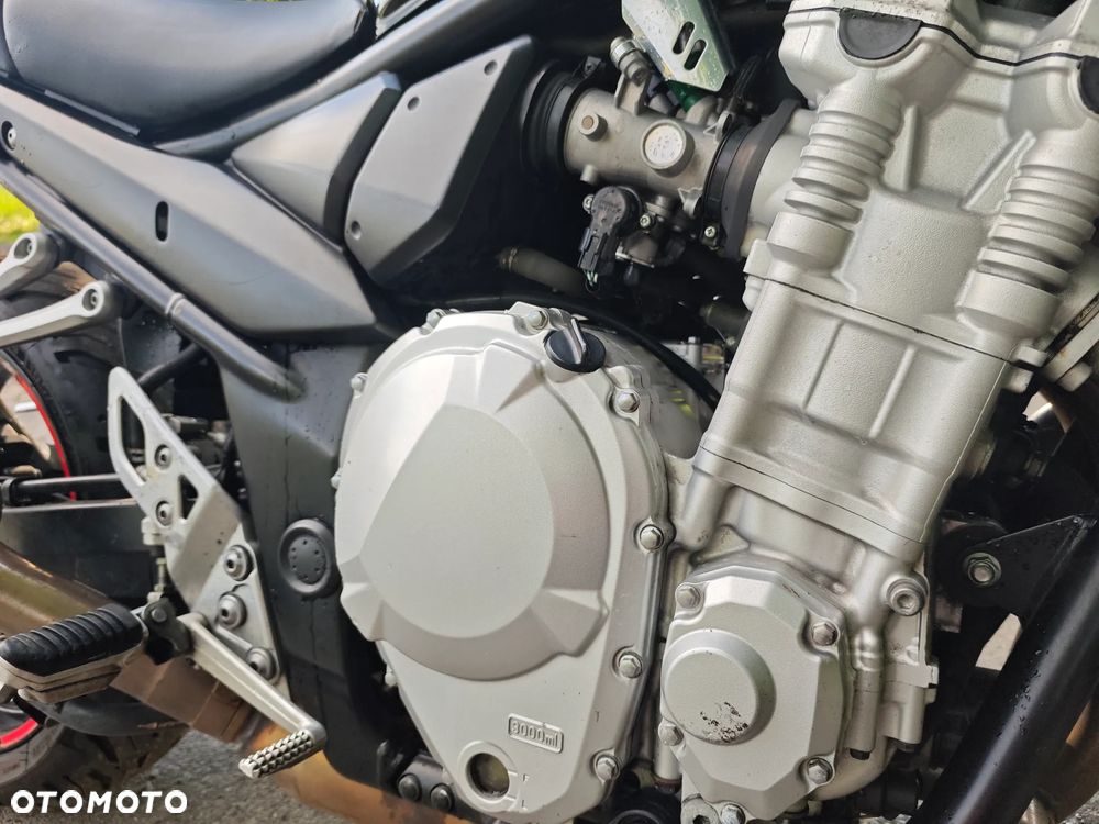Suzuki Bandit - 8