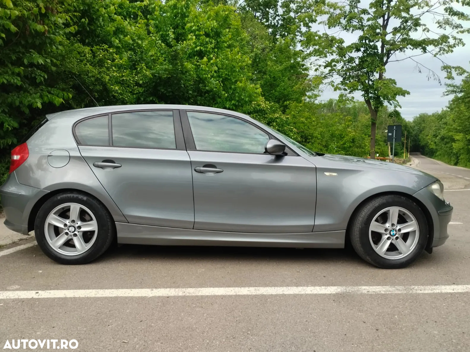 BMW Seria 1 120d - 8
