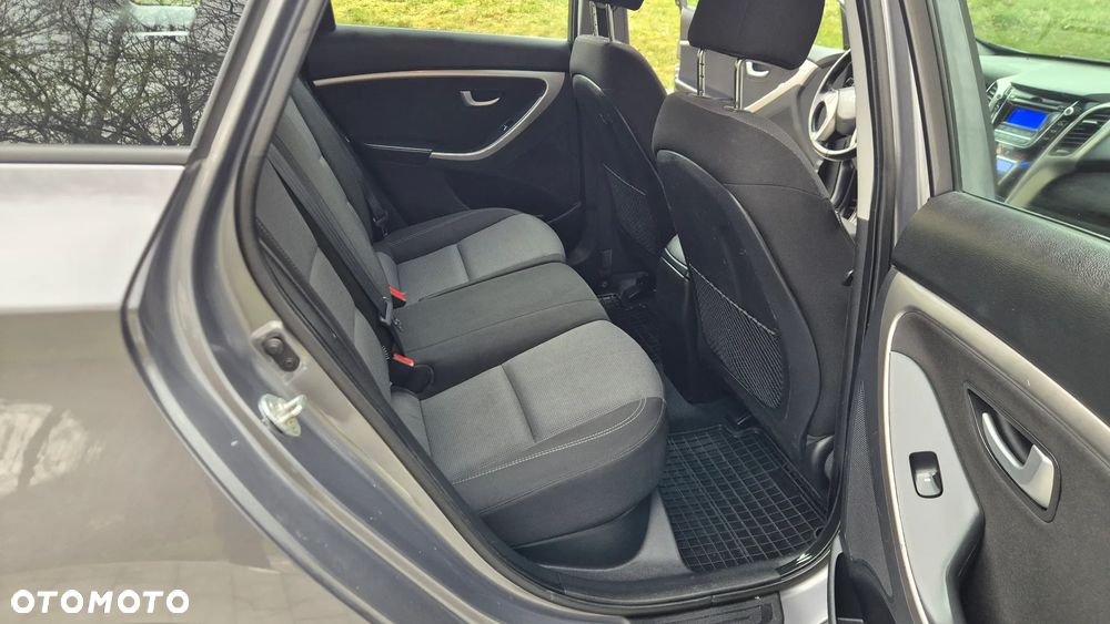 Hyundai i30 i30cw 1.4 CRDi Trend - 9