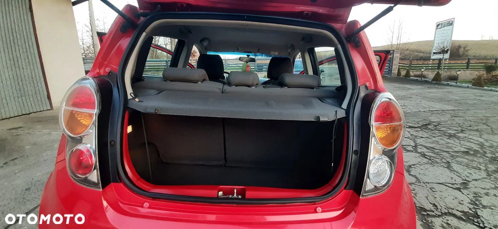 Chevrolet Spark - 38