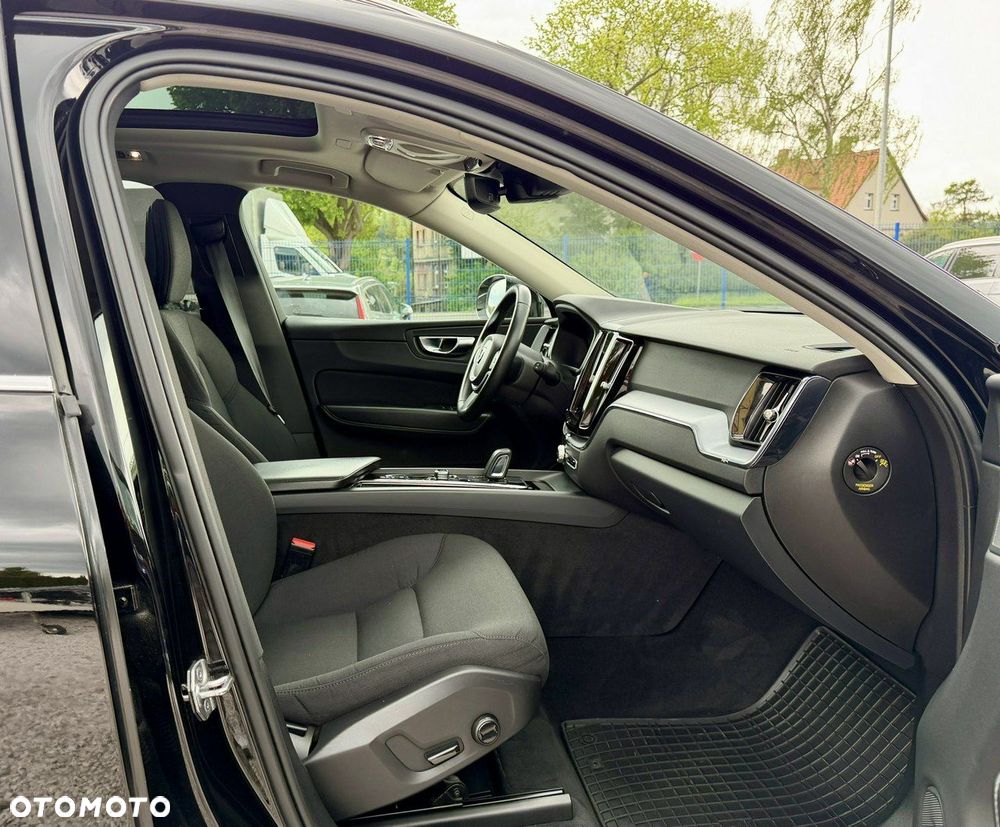 Volvo XC 60 T6 AWD Recharge Geartronic Inscription - 13