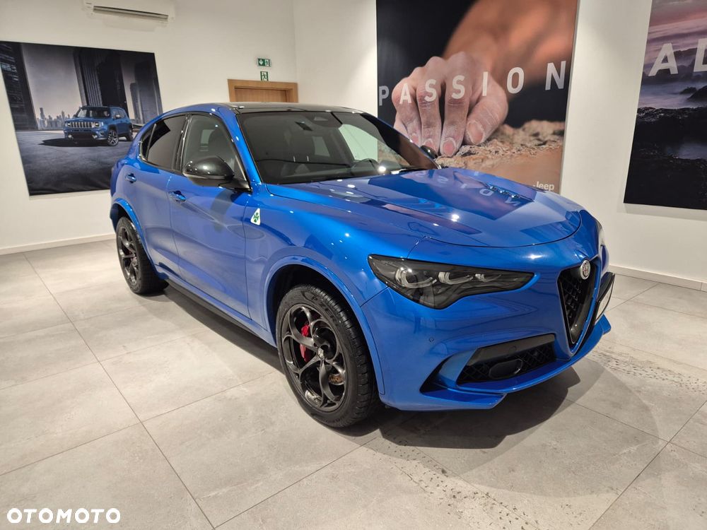 Alfa Romeo Stelvio - 4