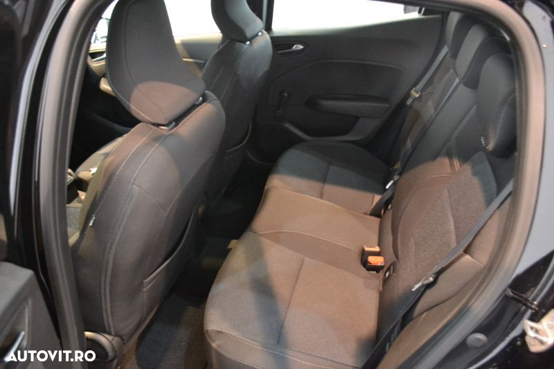Renault Clio - 14