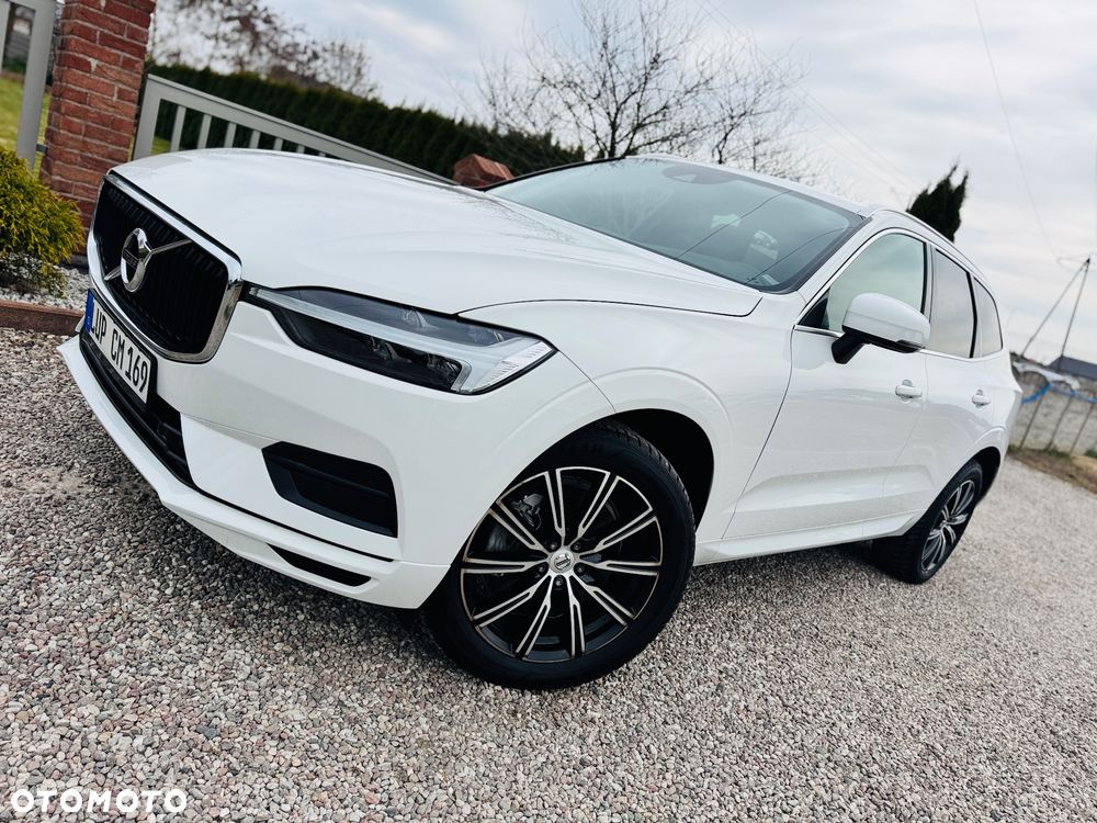 Volvo XC 60 B4 D AWD Geartronic Momentum Pro - 2