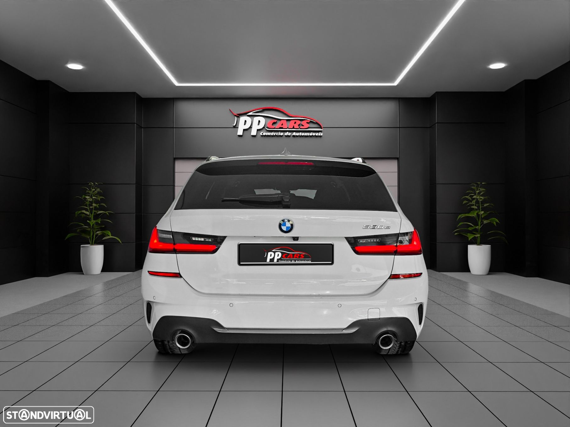 BMW 330 - 42