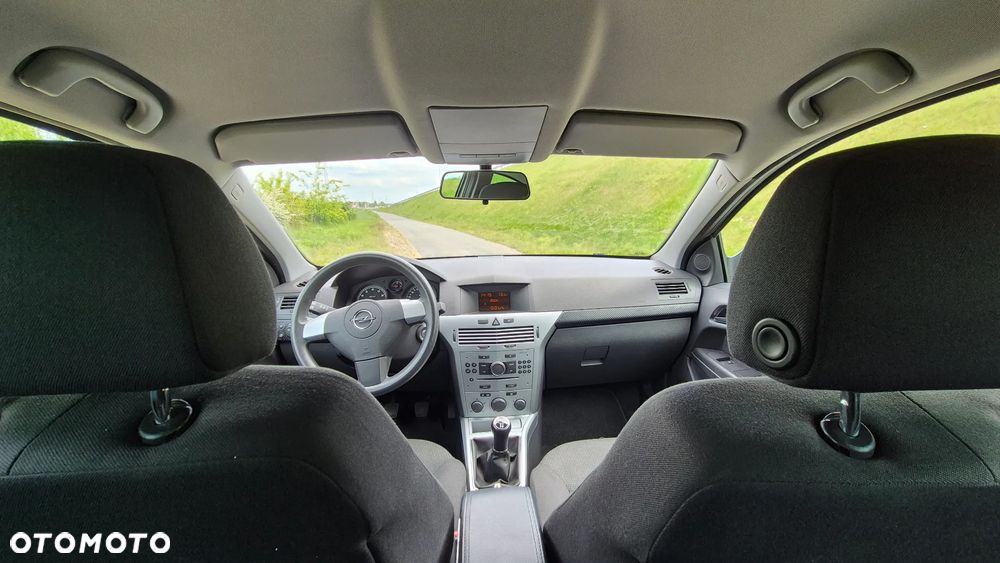 Opel Astra 1.4 111 - 8