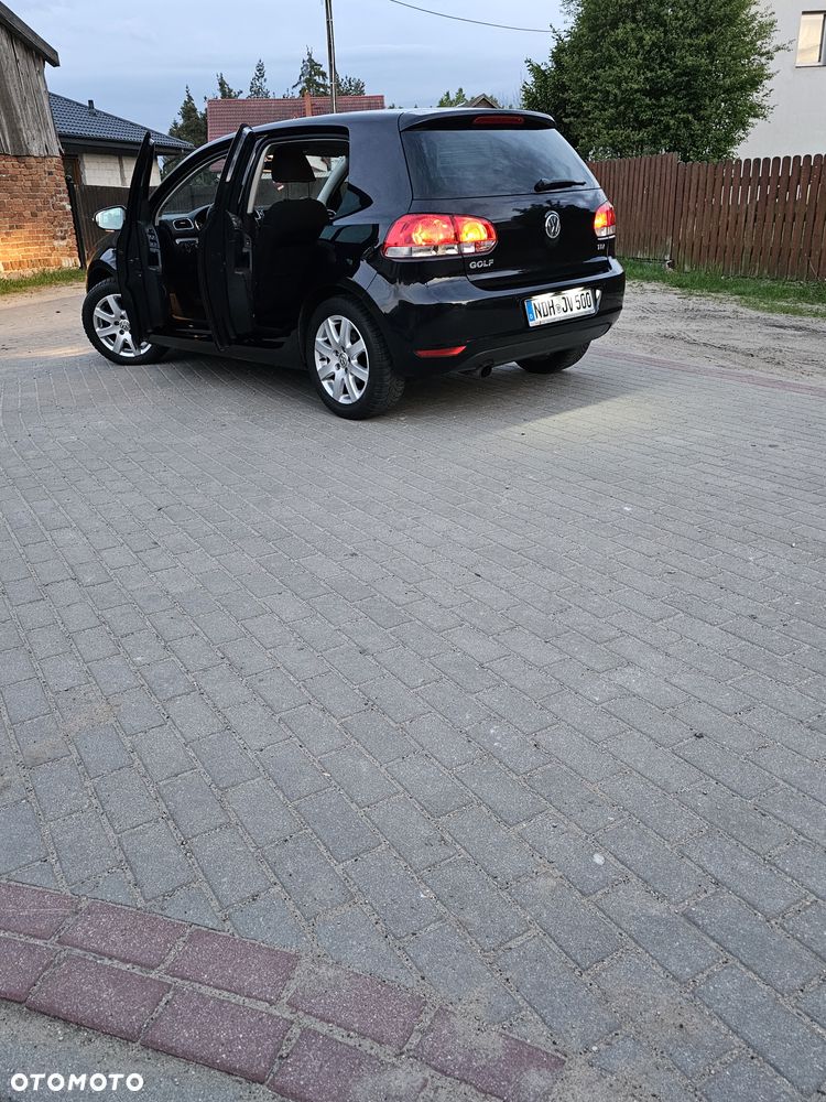 Volkswagen Golf 1.6 TDI DPF BlueMotion Technology MATCH - 10