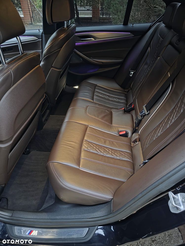 BMW Seria 5 520d M Sport Edition - 24
