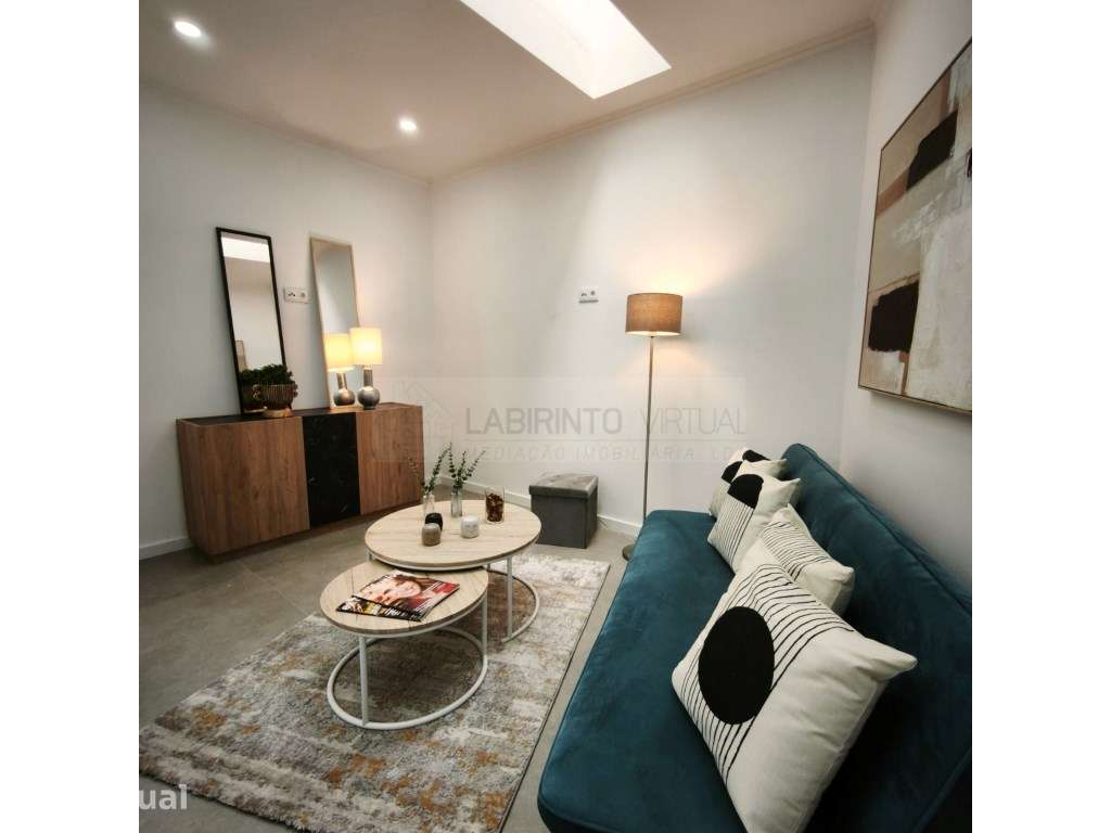 Vende-se excelente T3 com arrecadação, em Benfica - Lisboa - Grande imagem: 2/12