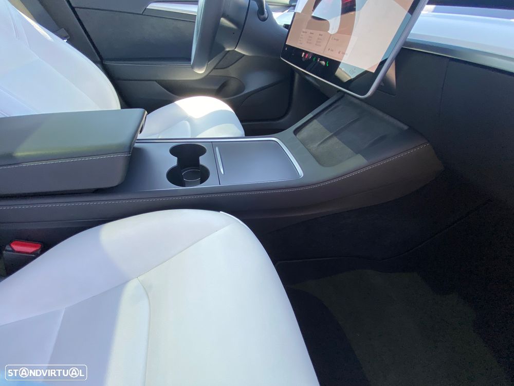 Tesla Model 3 Performance Tração Integral - 11