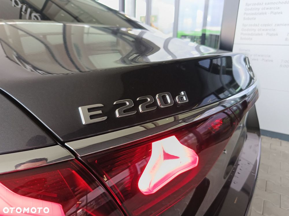 Mercedes-Benz Klasa E - 20