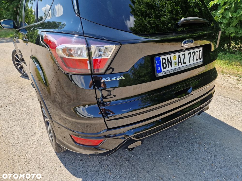 Ford Kuga 2.0 TDCi 4x4 ST-Line - 32