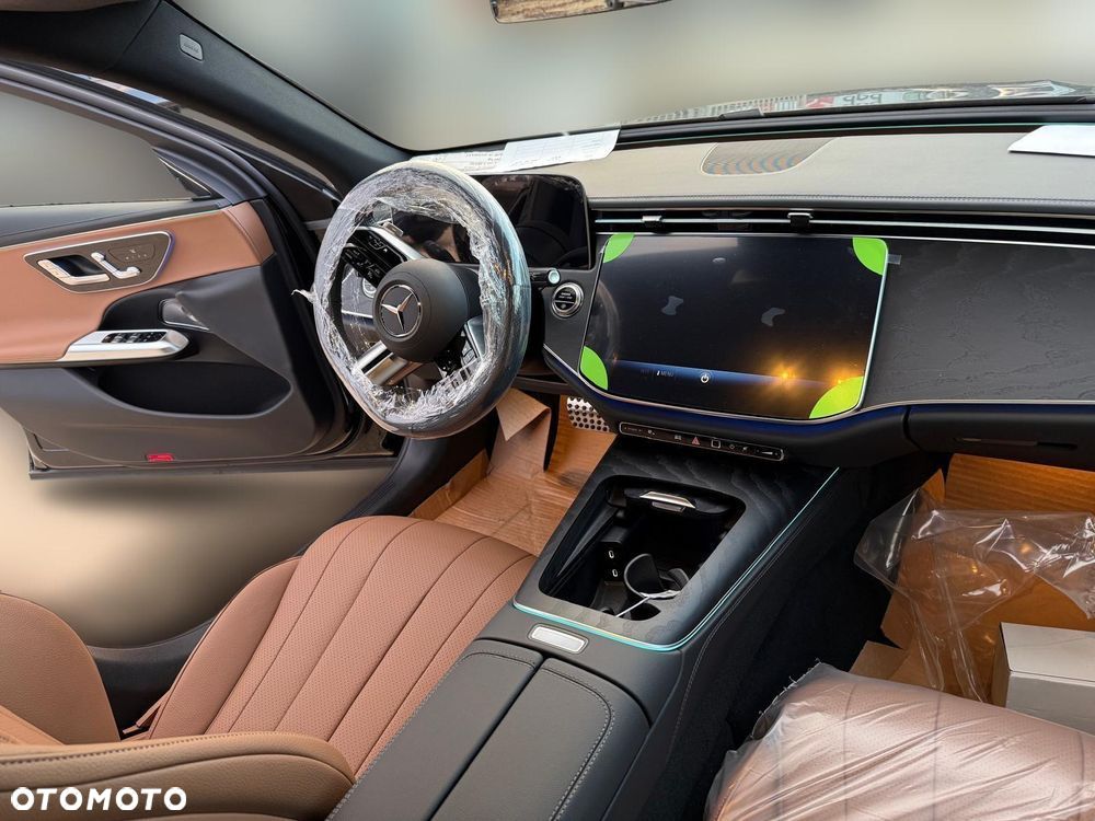 Mercedes-Benz Klasa E 220 d mHEV 4-Matic AMG 9G-Tronic - 9