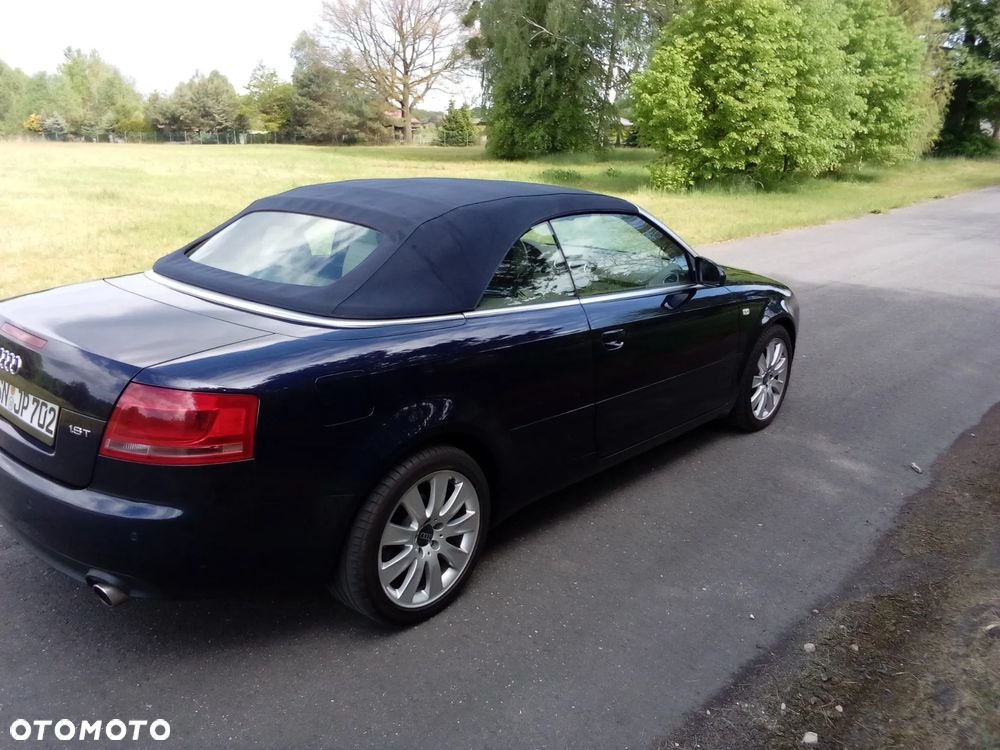 Audi A4 Cabrio 1.8 T multitronic - 4