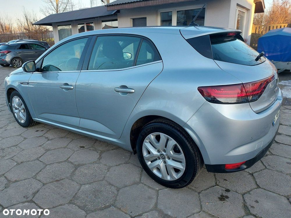 Renault Megane 1.5 Blue dCi Intens - 6
