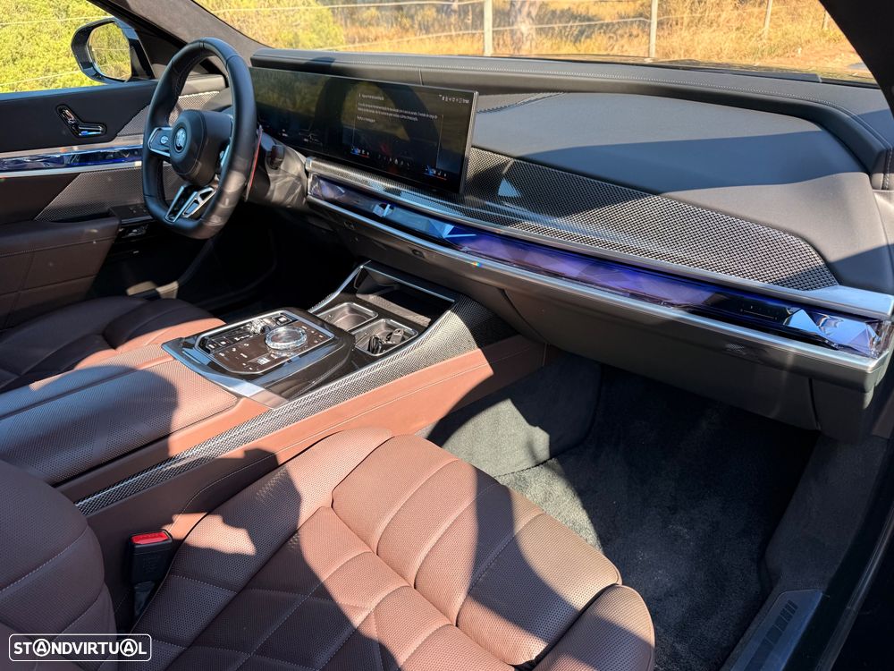 BMW 760 M760e xDrive - 11