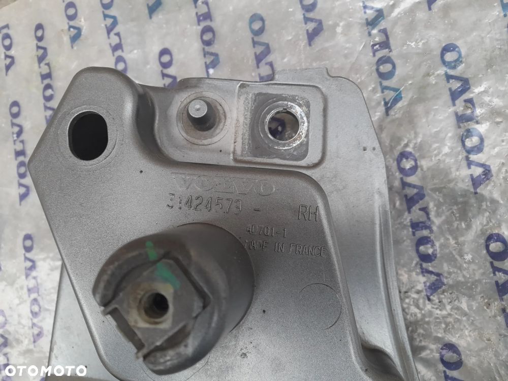 Mocowanie nośnik błotnika prawy 31424579 volvo xc60 II 2020R - 3