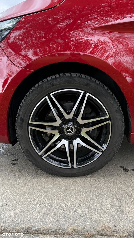 Mercedes-Benz Klasa V - 6