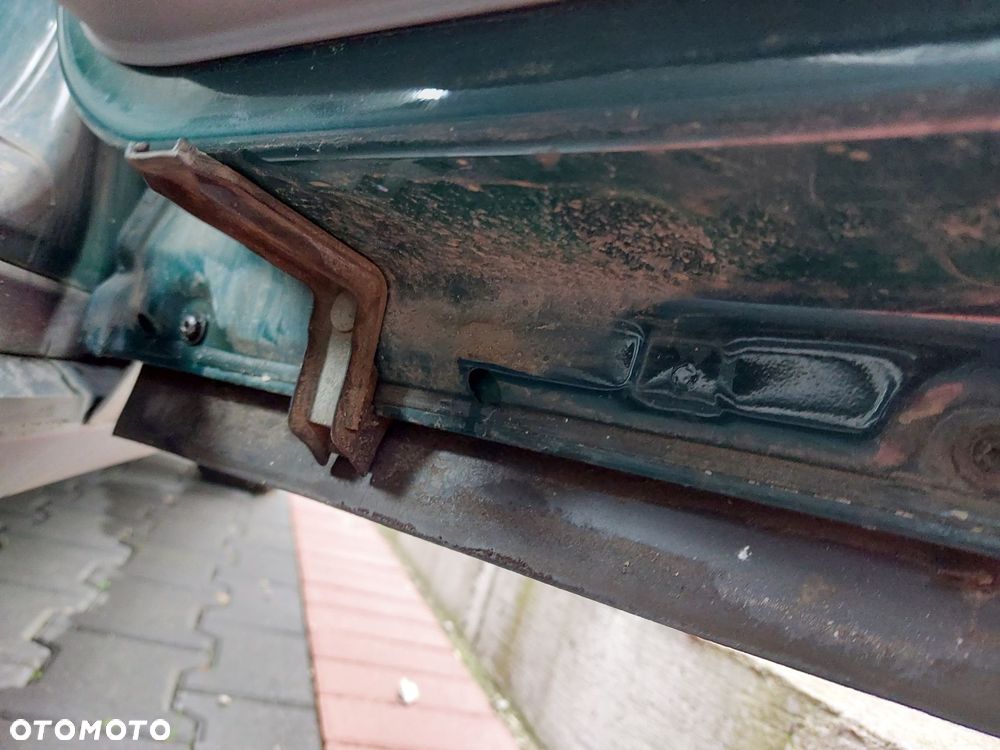 DRZWI KOMPLETNE PRAWY TYŁ VOLKSWAGEN PASSAT B5 KOMBI LB6G - 9