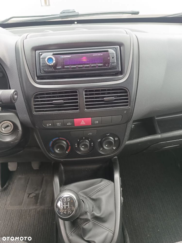 Fiat Doblo - 19