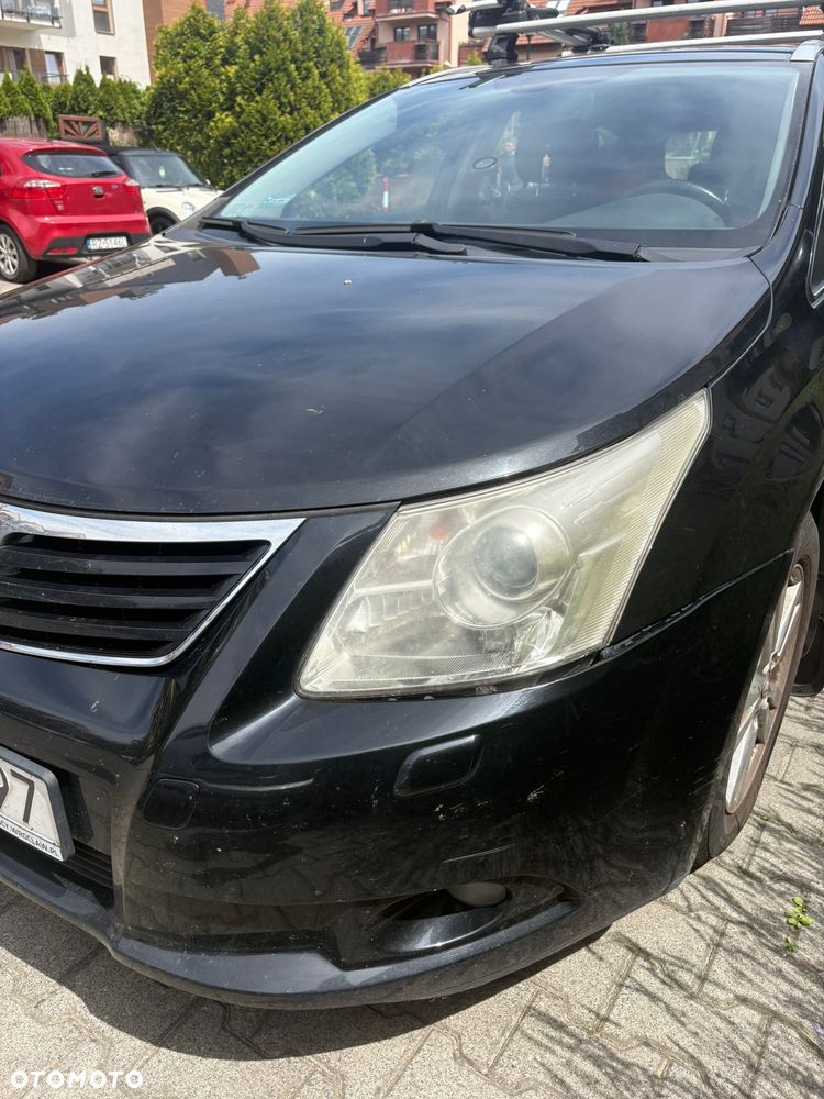Toyota Avensis 1.8 Sol - 9