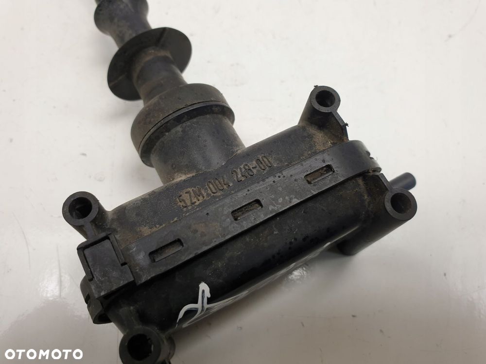 Mercedes W126 SEC SIŁOWNIK TYLNEGO ZAMKA Prawy tył - 6