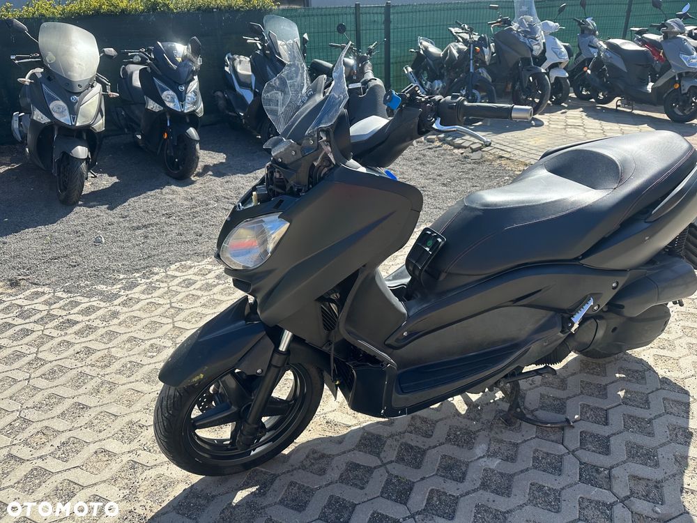 Yamaha X-max - 5