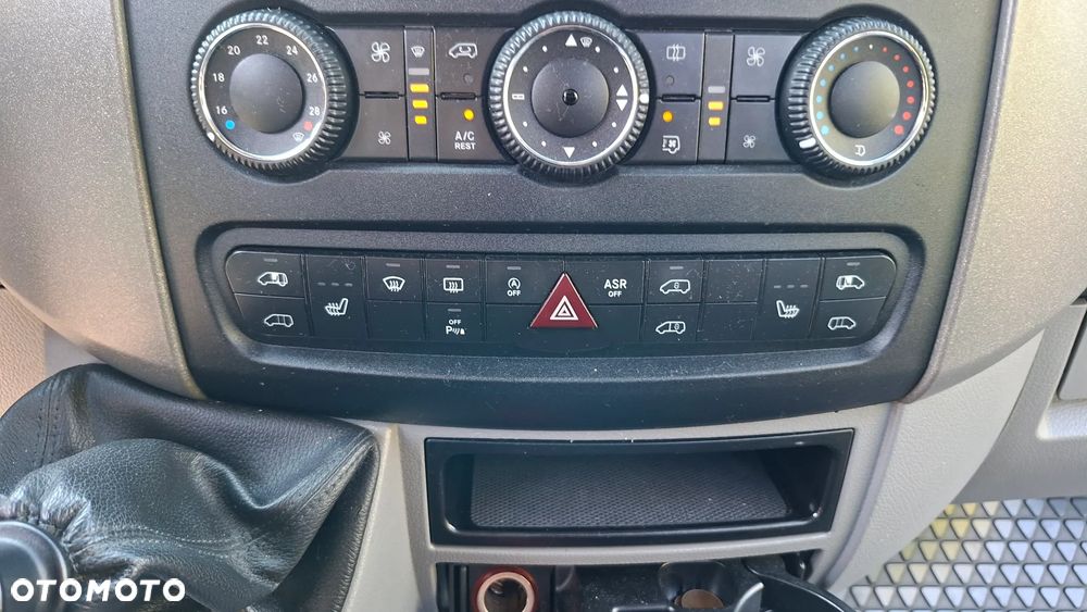Volkswagen Crafter - 30