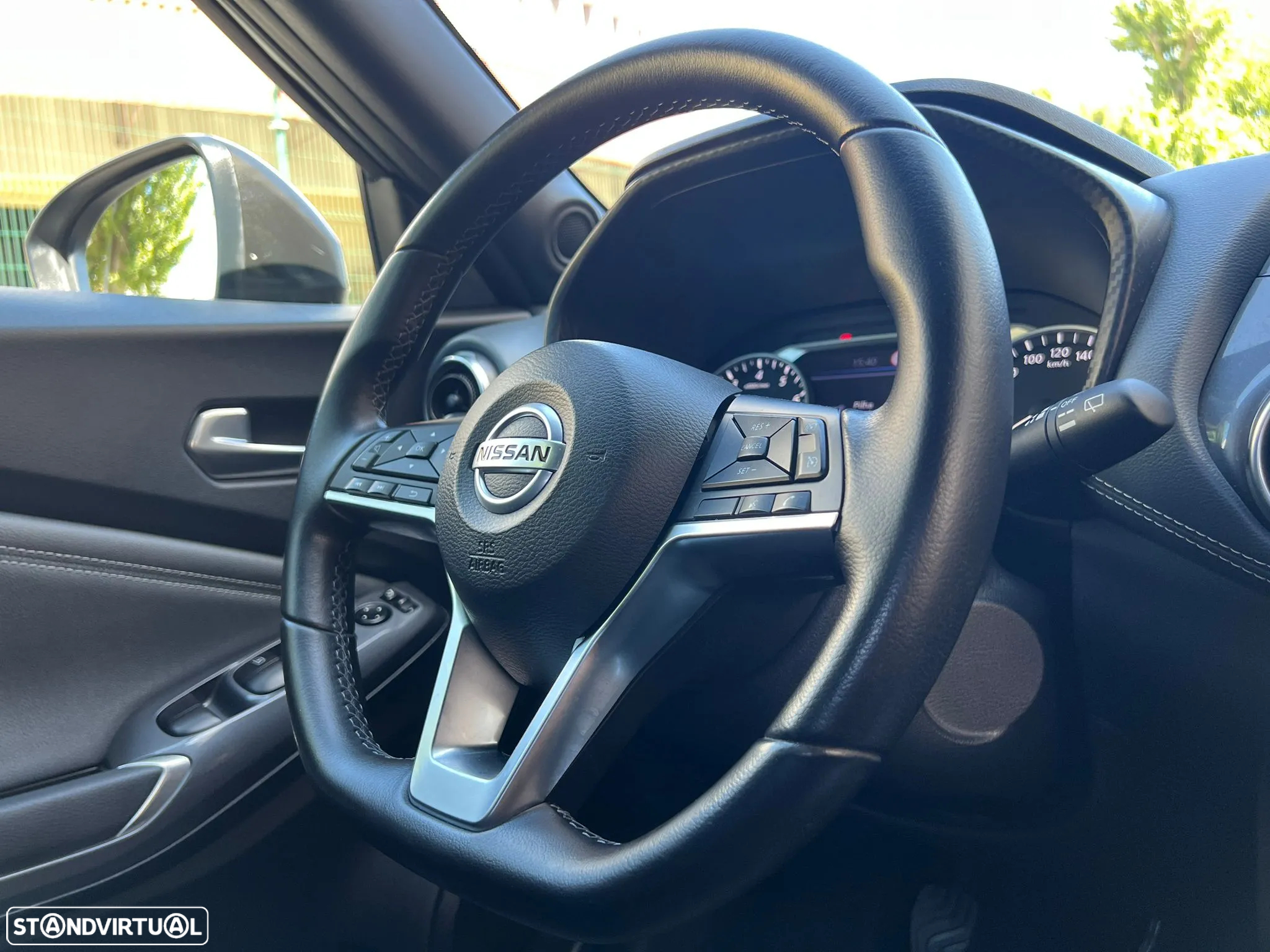 Nissan Juke 1.0 DIG-T Enigma - 17