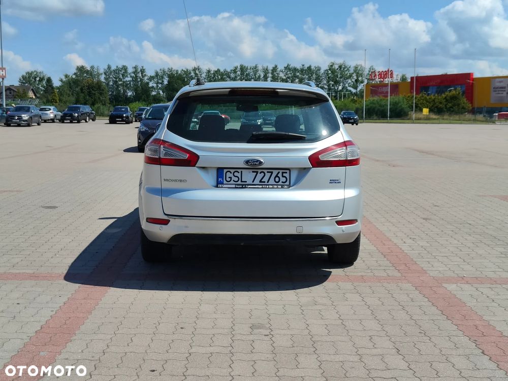 Ford Mondeo - 9