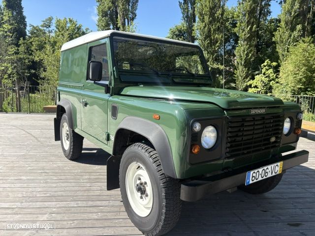 Land Rover Defender 90 2.5 TD5 Metal Top - 21