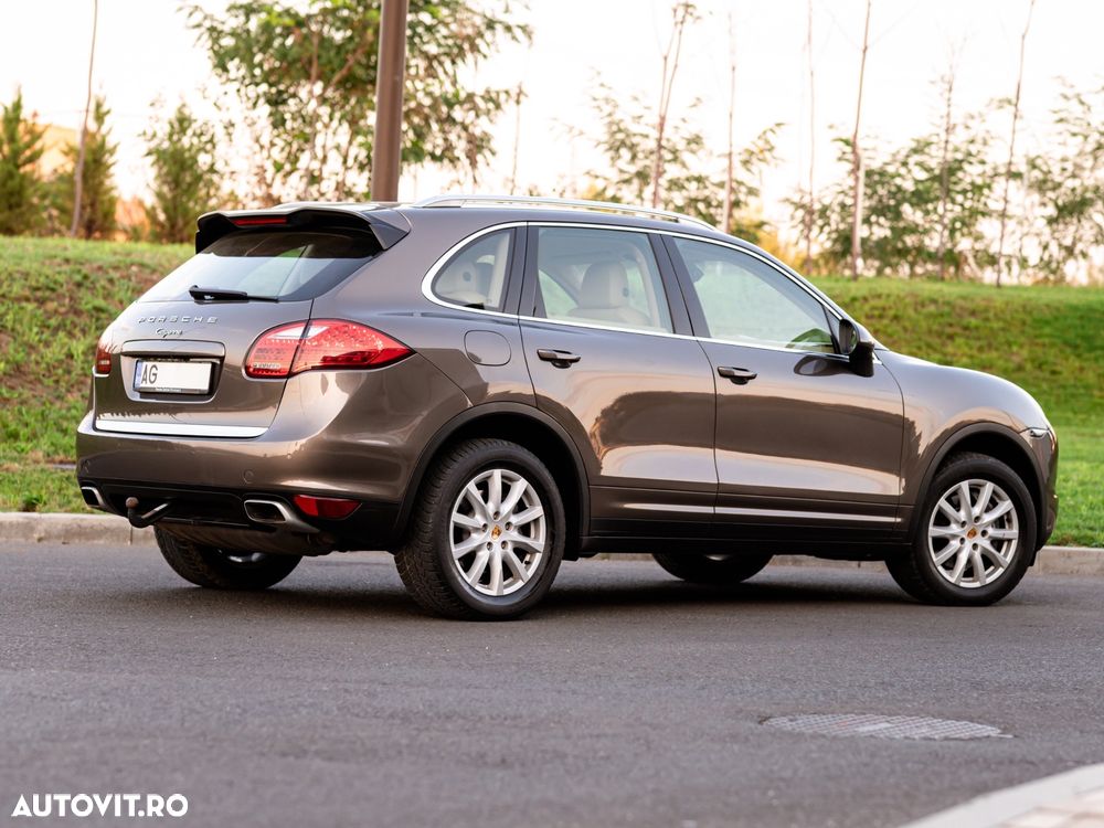 Porsche Cayenne 3.0 L V6 - 27