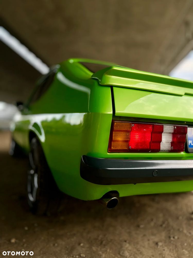 Ford Capri 2.8i - 7