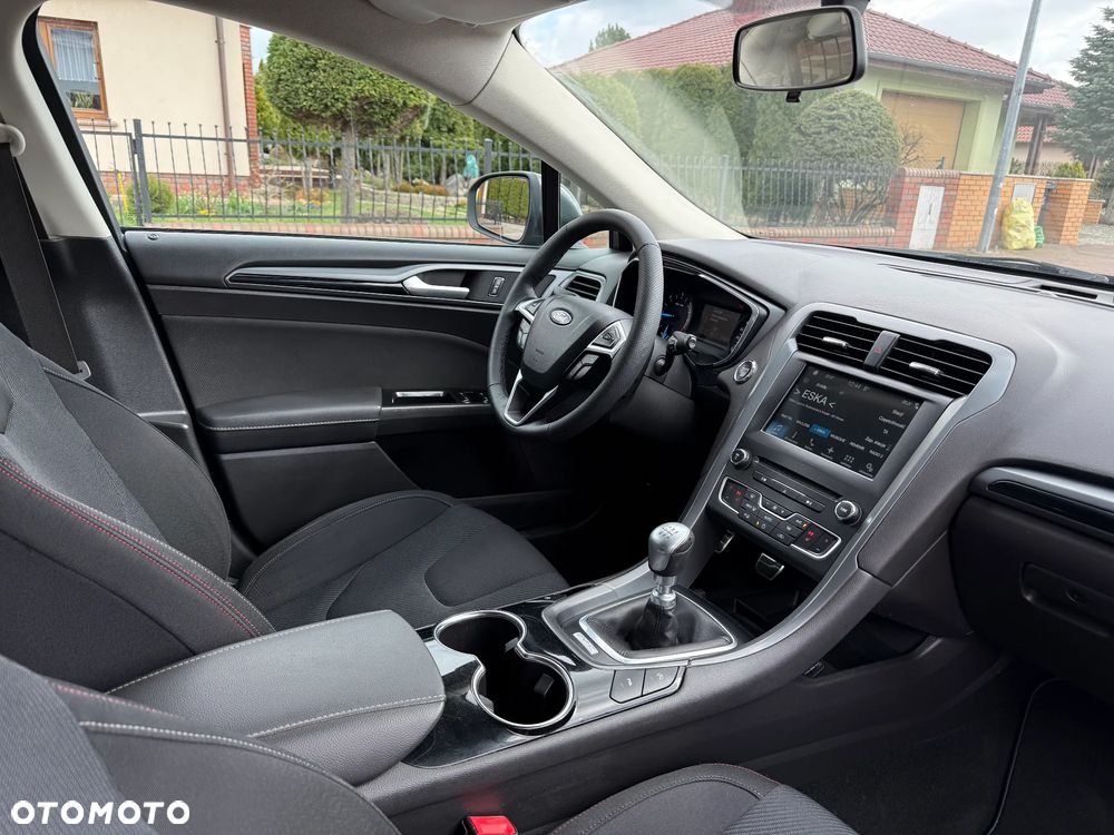 Ford Mondeo 2.0 TDCi ST-Line - 32