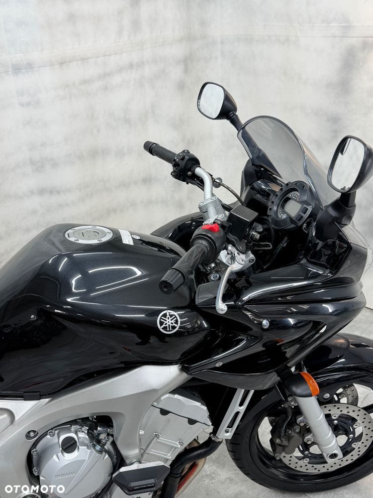 Yamaha FZ6 - 16