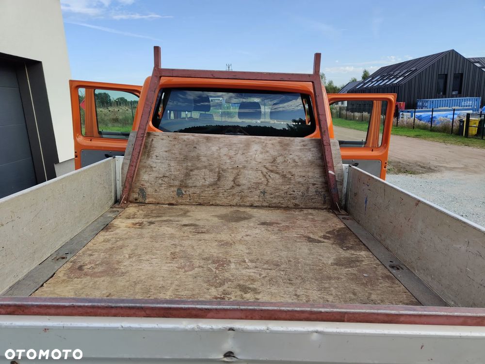 Volkswagen T5 LIFT - 18